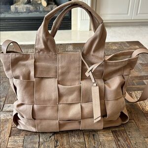 Lucky Brand Ly-Anae Woven Handbag in Dusty Sand Canvas with Faux Leather Trim